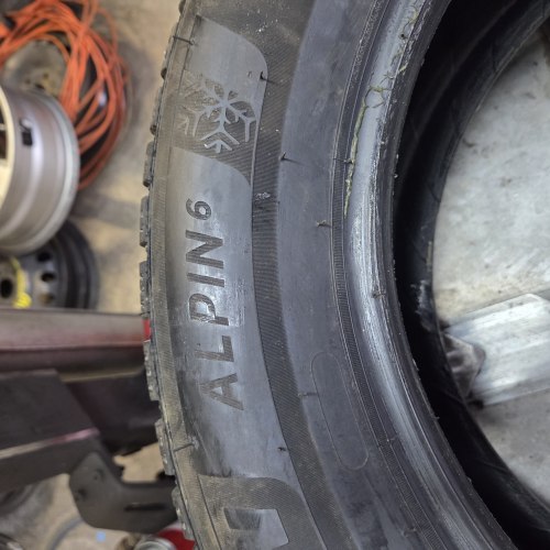 215 60 R16 Michelin Alpin 6 23г. Остаток 99%