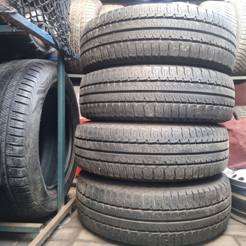 Комплект шин 225 75 R16C Michelin Agilis camping 19г. Остаток 8+мм