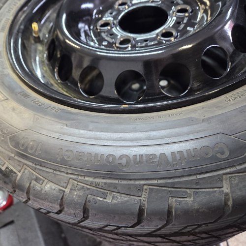 Пара шин 195 65 R16C Continental ContiVanContact 100 остаток 99%