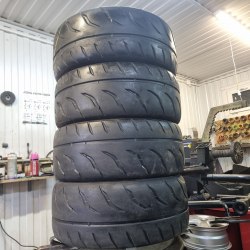 Комплект шин 245 40 r18 Toyo Proxes r888r gg 1819г.