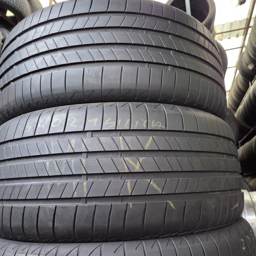 Комплект шин 255 40 r21 Bridgestone Turanza eco enliten AO 20-22г перед 235 45 R21 остаток 6.3мм