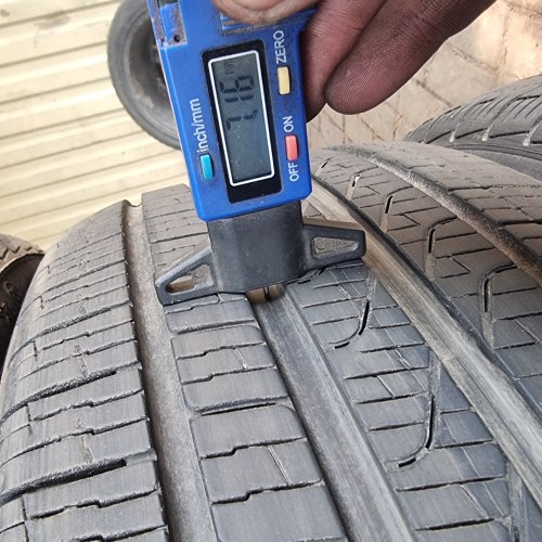 Комплект шин 225 40 r19 Pirelli Cinturato P7 allseason RSC* 7mm остаток 95%