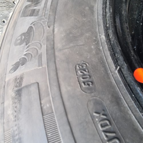 225 75 r16C Michelin Agilis camping 5023г. Остаток 8+мм