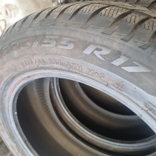 Пара шин 225 55 r17 Pirelli Sottozero 3 rsc7mm 3321г