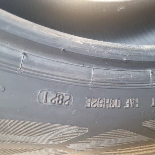 Пара шин 235 55 r18 Continental EcoContact 6 21г. 95%остаток 6мм