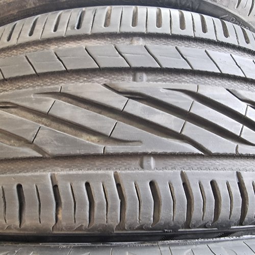 Комплект шин 225 35 r20 Uniroyal RainSport5 7.5mm 20г.95%остаток