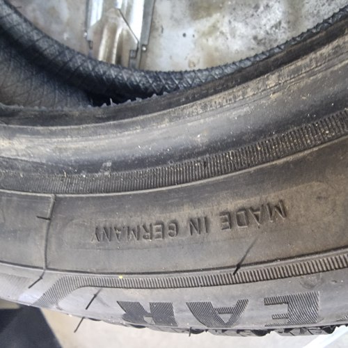 205 55 r16 Goodyear Ultragrip 9+ 2122г. 99% остаток латочка