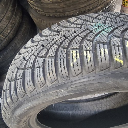 205 55 r16 Goodyear UltraGrip 9+ 8.5mm 2122г.95%остаток, латочка
