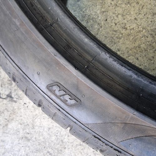 235 40 r19 Pirelli Pzero pz4 6.5 мм