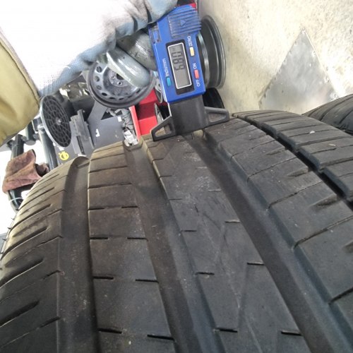 Комплект шин 235 35 r19 Falken Azenis fk510 6.8mm 95%остаток