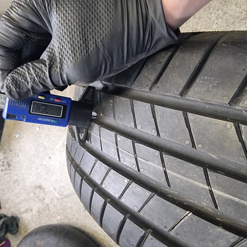 225 60 r16 Bridgestone Turanza T005 99.9%остаток 7.5мм 18г.