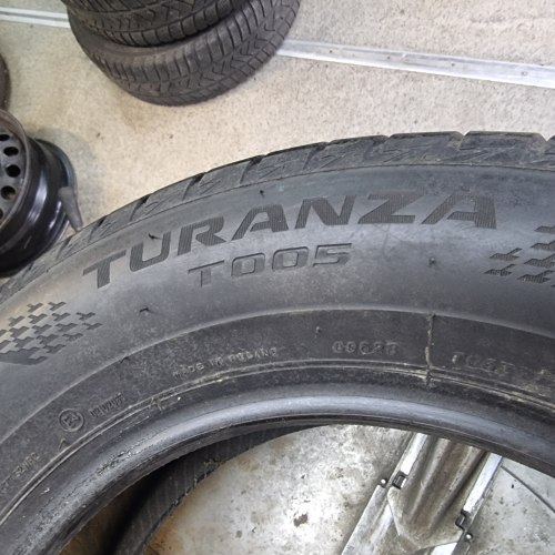 225 60 r16 Bridgestone Turanza T005 99.9%остаток 7.5мм 18г.