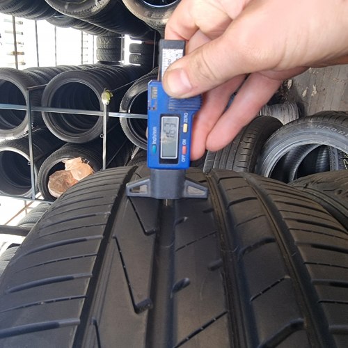 Комплект шин 235 50 r19 Hankook Ventus s1evo2 suv 7.5мм 6.9мм 95%остаток