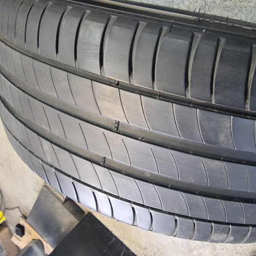 245 45 r19 Michelin Primacy 3 21г 5мм. 80%остаток