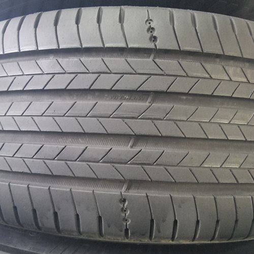 Комплект шин 225 45 r19 Michelin e.primacy 2 6.3mm 4624г. 99%остаток