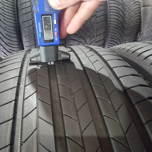 Комплект шин 225 45 r19 Michelin e.primacy 2 6.3mm 4624г. 99%остаток