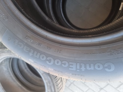 Комплект шин 215 60 r17 Continental ContiEcoContact 6 17г. 7.5мм 6.5mm 90%остаток