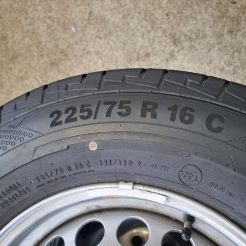 Пара шин 225 75 r16c Continental ContiVanContact 100 25г. 99.9%остаток