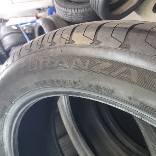 Пара шин 225 50 r18 Bridgestone Turanza t001* 7мм. 15