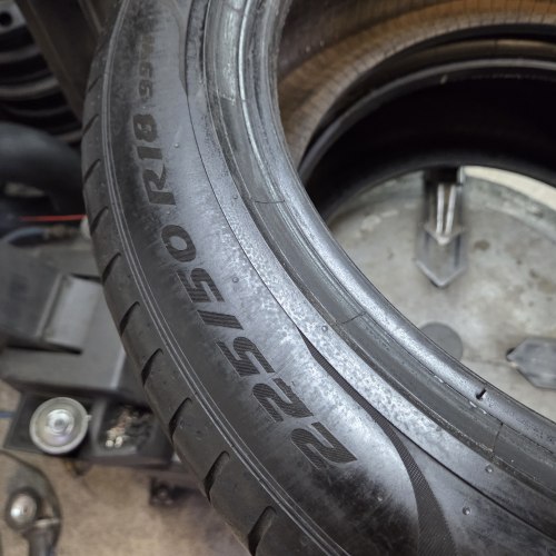 Пара шин 225 50 R18 Pirelli P zero ☆ остаток 6мм. 17г