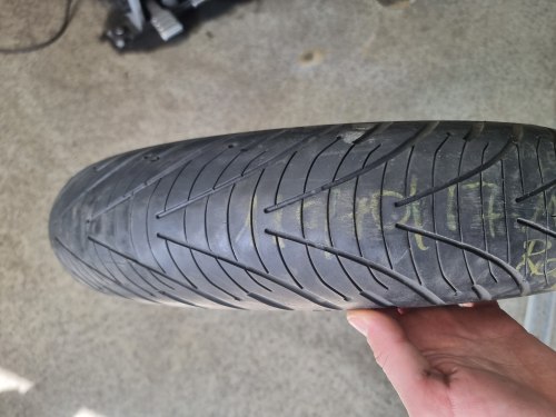 110 70 r17 Michelin Pilot Road 3 2ct 21г. Микр.