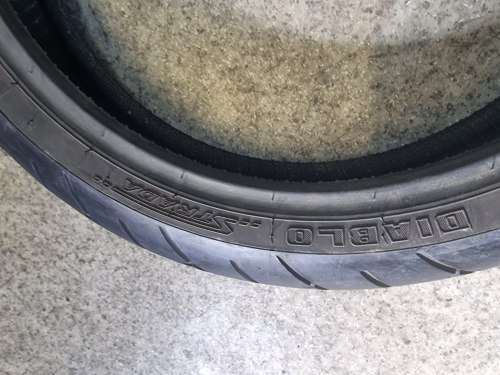 120 70 r17 Pirelli Diablo sstrada 85%остаток