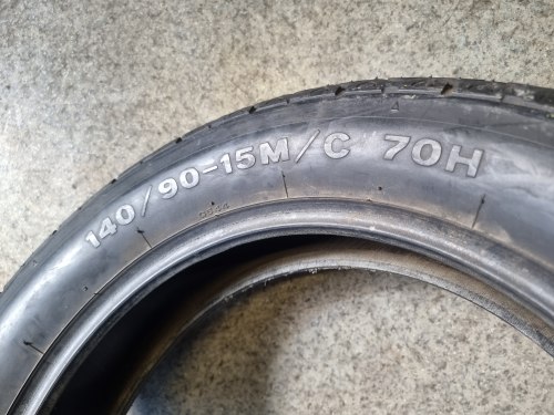 140 90 r15 Bridgestone Extra g544 90%остаток б.г.