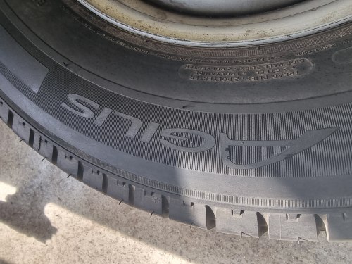 225 75 r16c Michelin Agilis 116/118R б.г 9mm. Нов. С запаски