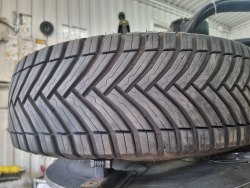 225 75 r16c Michelin CrossClimateCamping 7.5mm 95% остаток 24г
