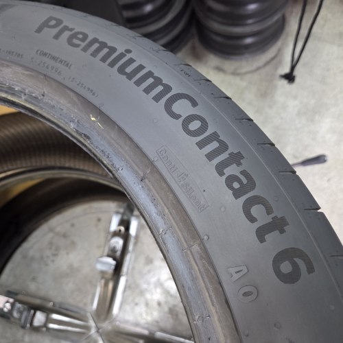 Пара шин 245 45 r20 Continental PremiumContact 6, 20г. АО seal остаток 5.7-6мм