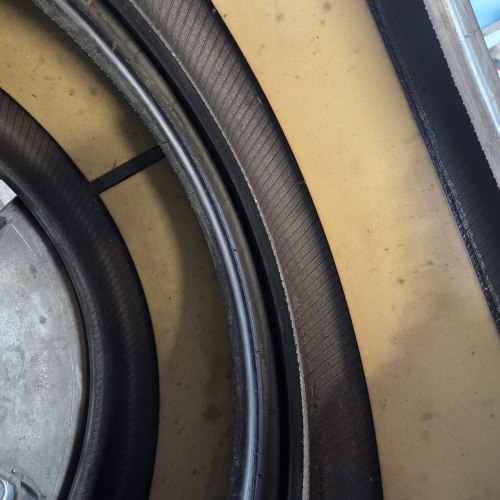 Пара шин 245 45 r20 Continental PremiumContact 6, 20г. АО seal остаток 5.7-6мм