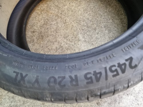 Пара шин 245 45 r20 Continental PremiumContact 6, 20г22г. АО seal, Второе обычное без сеал, 7мм.6мм