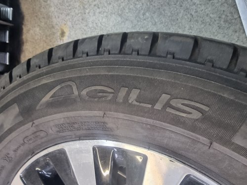 Пара шин 235 65 r16c Michelin Agilis 115/113R 19г. 7.3mm. 90%остаток