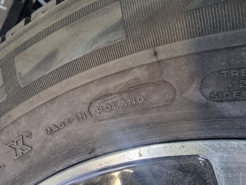 Пара шин 235 65 r16c Michelin Agilis 115/113R 19г. 7.3mm. 90%остаток