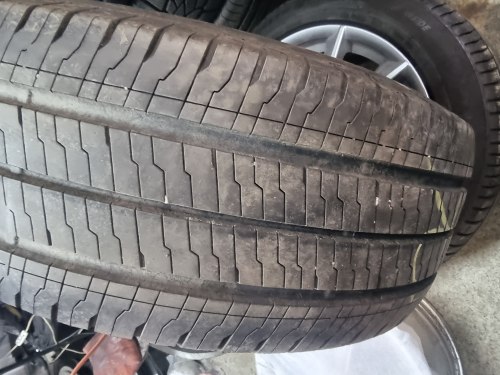 235 65 R16c Continental VanContactEco 23г 7.5mm 95% остаток