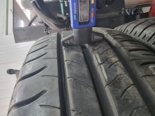 Пара шин 195 55 r16 Michelin Energy saver остаток 95% 2010г. Микротрещинки по протектору