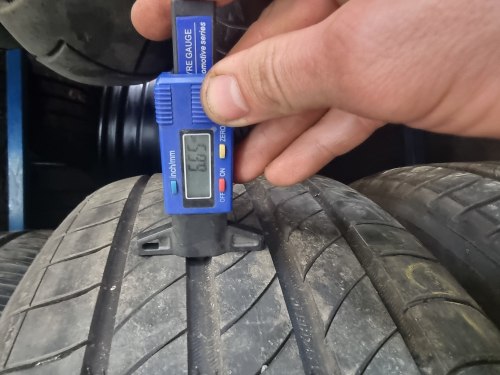 Пара шин 235 50 r18 Michelin Primacy 4 s1,+22г. 101Y 101H 6mm 6.5mm 90%остаток