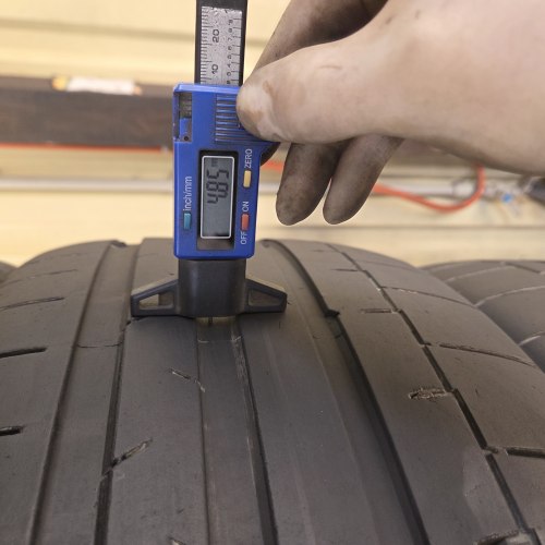 Комплект шин 255 40 R21 Continental Sport Contact 6 R01 21-22г остаток 4.8мм-6мм