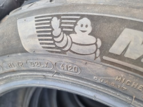 Пара шин 225 55 r18 Michelin Primacy 4 4120г. Сост.90% остаток 5.5мм