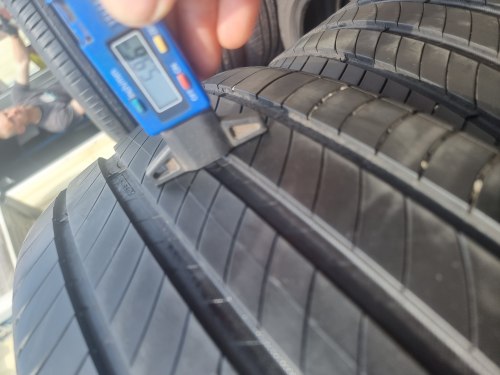 Пара шин 225 55 r18 Michelin Primacy 4 4120г. Сост.90% остаток 5.5мм