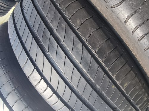 Комплект шин 225 45 r17 Michelin Primacy 4 21г. Сост. 95% остаток 6.2mm