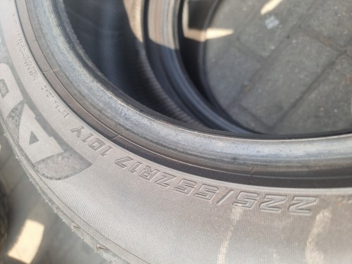 Пара шин 225 55 r17 Yokohama Advan sport v105 7.4mm 99%остаток 4818г