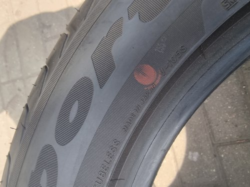 Пара шин 225 55 r17 Yokohama Advan sport v105 7.4mm 99%остаток 4818г