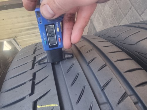 Комплект шин 235 50 r19 Continental PremiumContact 6 18-21г. Сост.90% остаток