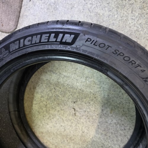 Пара шин245 45 r19 Michelin Pilot sport 4 (AO) acoustic,6.2, мм6.4ммmm 25г.90%остаток