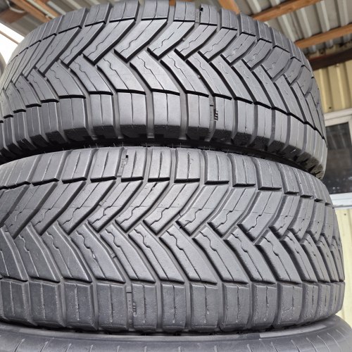 Пара шин 225 55 R17C Michelin Agilis cross climate остаток 7.5мм 21- 24г