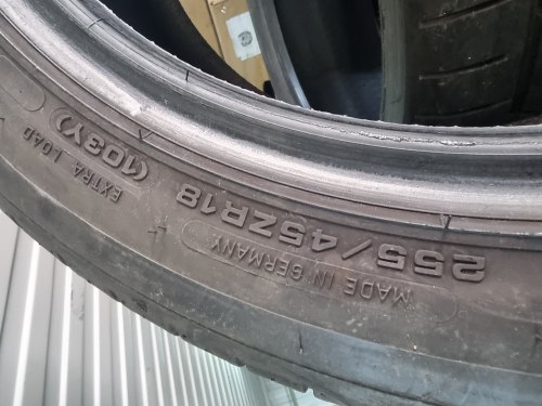 Пара шин 255 45 r18 Dunlop Sport Maxx rt2 22-23г. 7.5-8мм95%остаток