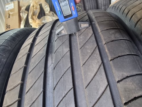 Комплект шин 225 55 r18 Michelin Primacy 4 6мм-6.5мм 90%остаток 22.22.22.19