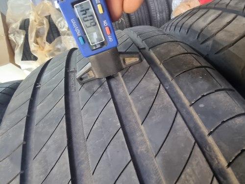 Комплект шин 225 55 r18 Michelin Primacy 4 6мм-6.5мм 90%остаток 22.22.22.19