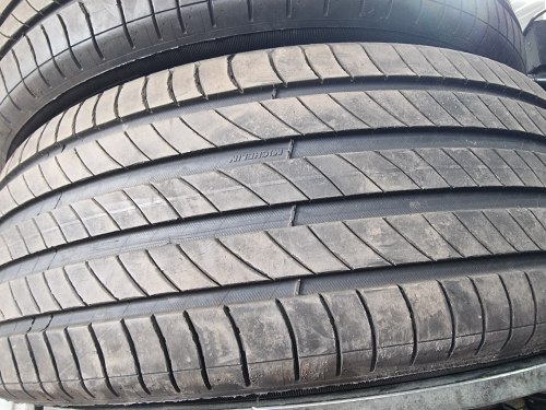 Комплект шин 225 55 r18 Michelin Primacy 4 6мм-6.5мм 90%остаток 22.22.22.19